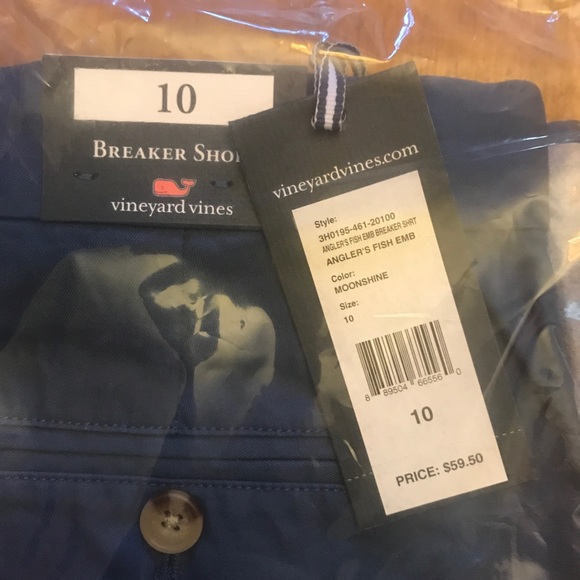 Vineyard Vines NWT boys Blue shark size 10 shorts - Picture 3 of 3